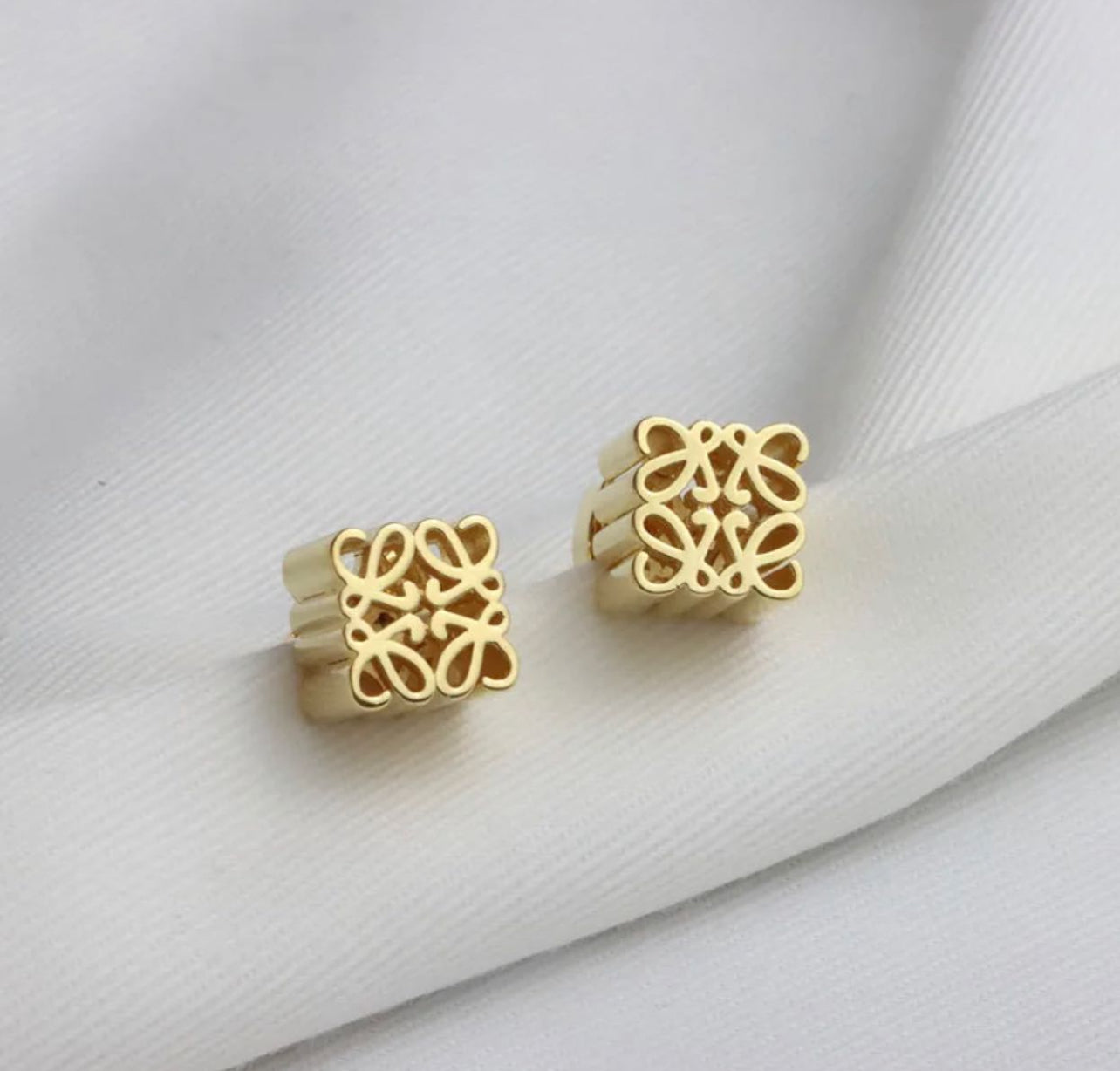 Finishing Touch: Accessories Collection