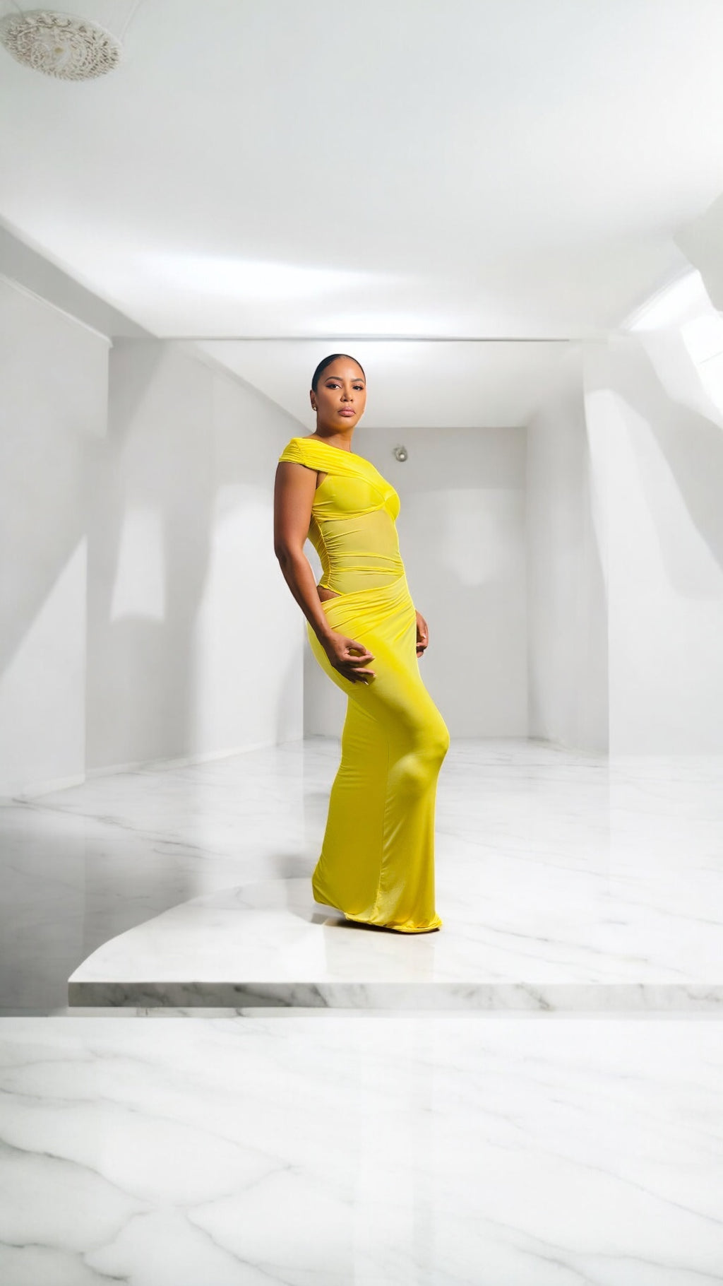 Radiance - Yellow, M image