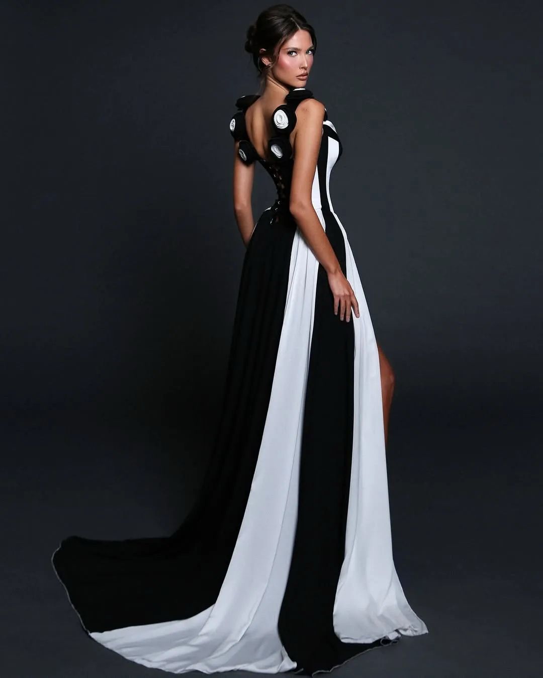 Monochrome Muse